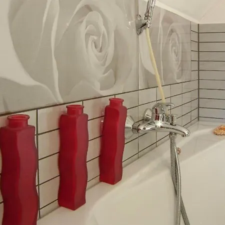 Nyaraló 3 Bedroom Lovely In Karpacz